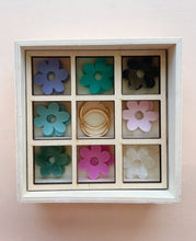 Load image into Gallery viewer, Daisy Gift Box- Summer '24