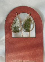 Load image into Gallery viewer, Botanical Threaders