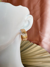 Load image into Gallery viewer, Palmera Huggies