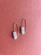 Load image into Gallery viewer, Rectangle square pearl threaders