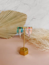 Load image into Gallery viewer, Iridescent Acrylic Links