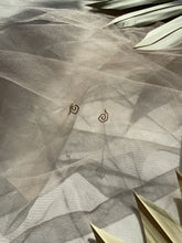 Load image into Gallery viewer, Dainty Spiral Threaders- PREORDER
